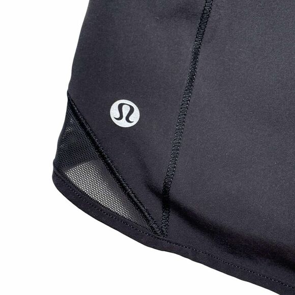Lululemon Hotty Hot Short Low-Rise 4" Black - Picture 6 of 8
